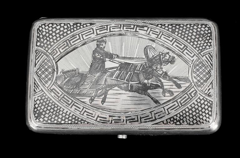 CIGARETTETUI, silver, Trol. Moskva, 1800-talets slut. Ca 118g.