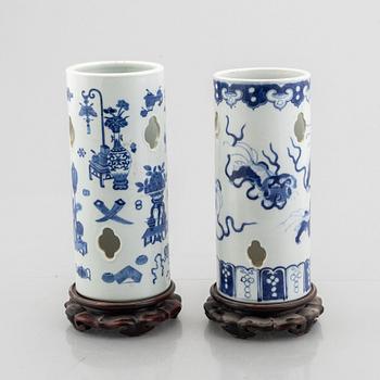 Two Chinese blue and white porcelain hat stands, Qing dynasty, 19th century.