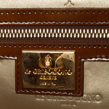 A De Grisogono bag.