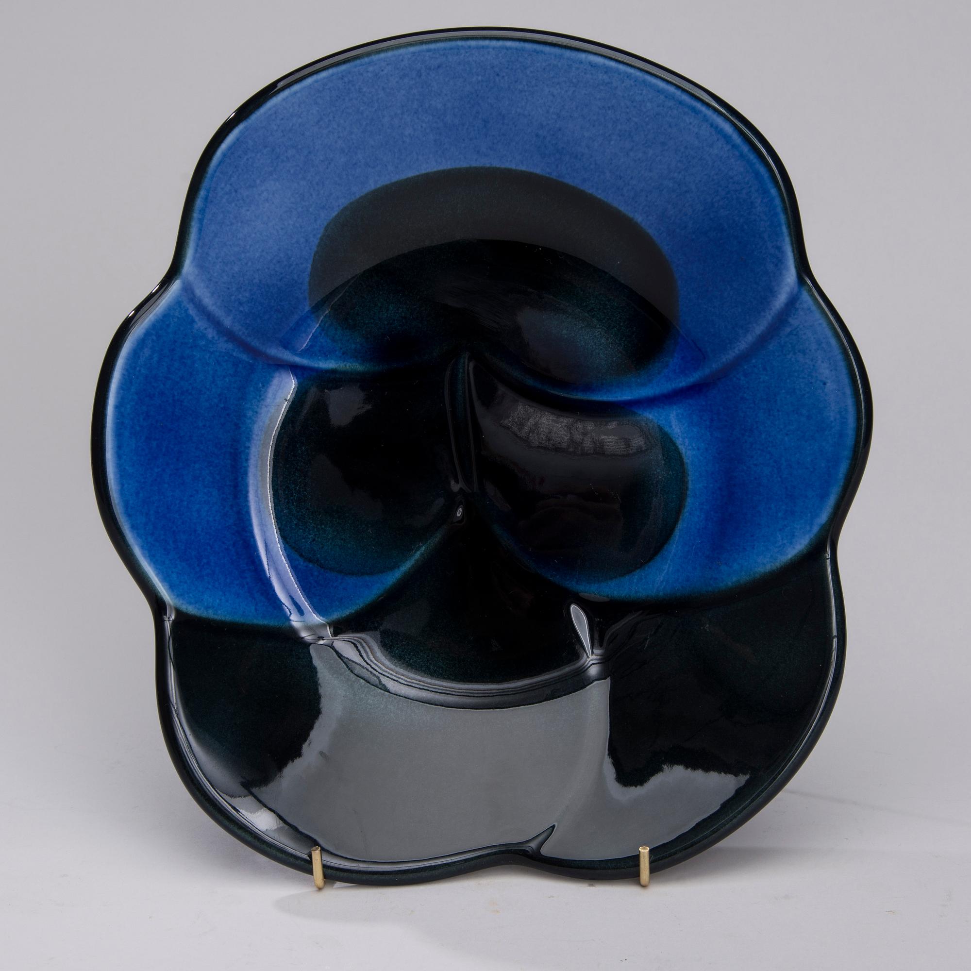 FAT, keramik, Birger Kaipiainen, märkt Viola 1967, Arabia Finland, Kaipiainen Invenit.