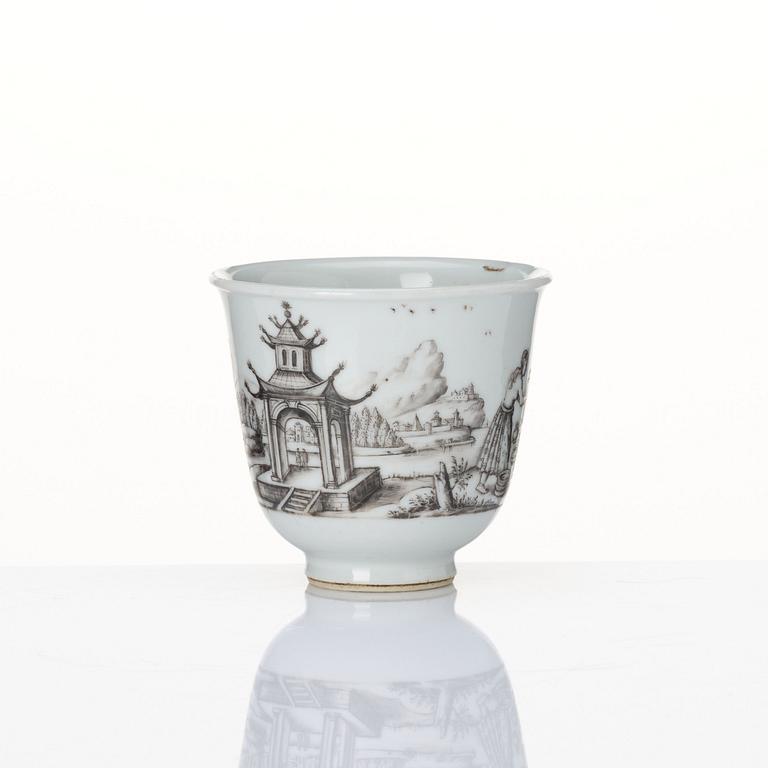Kopp, porslin. Qingdynastin, 1700-tal.