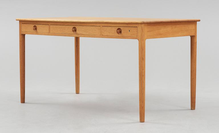 HANS J WEGNER, skrivbord, "AT-305", Danmark.