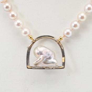Elon Arenhill, necklace, pearls and pendant in 18k white gold.