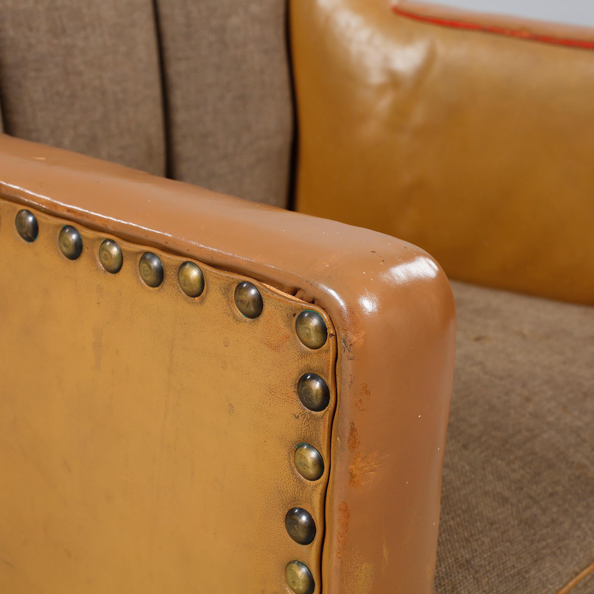 CLUBFÅTÖLJ, 1900-talets första hälft.