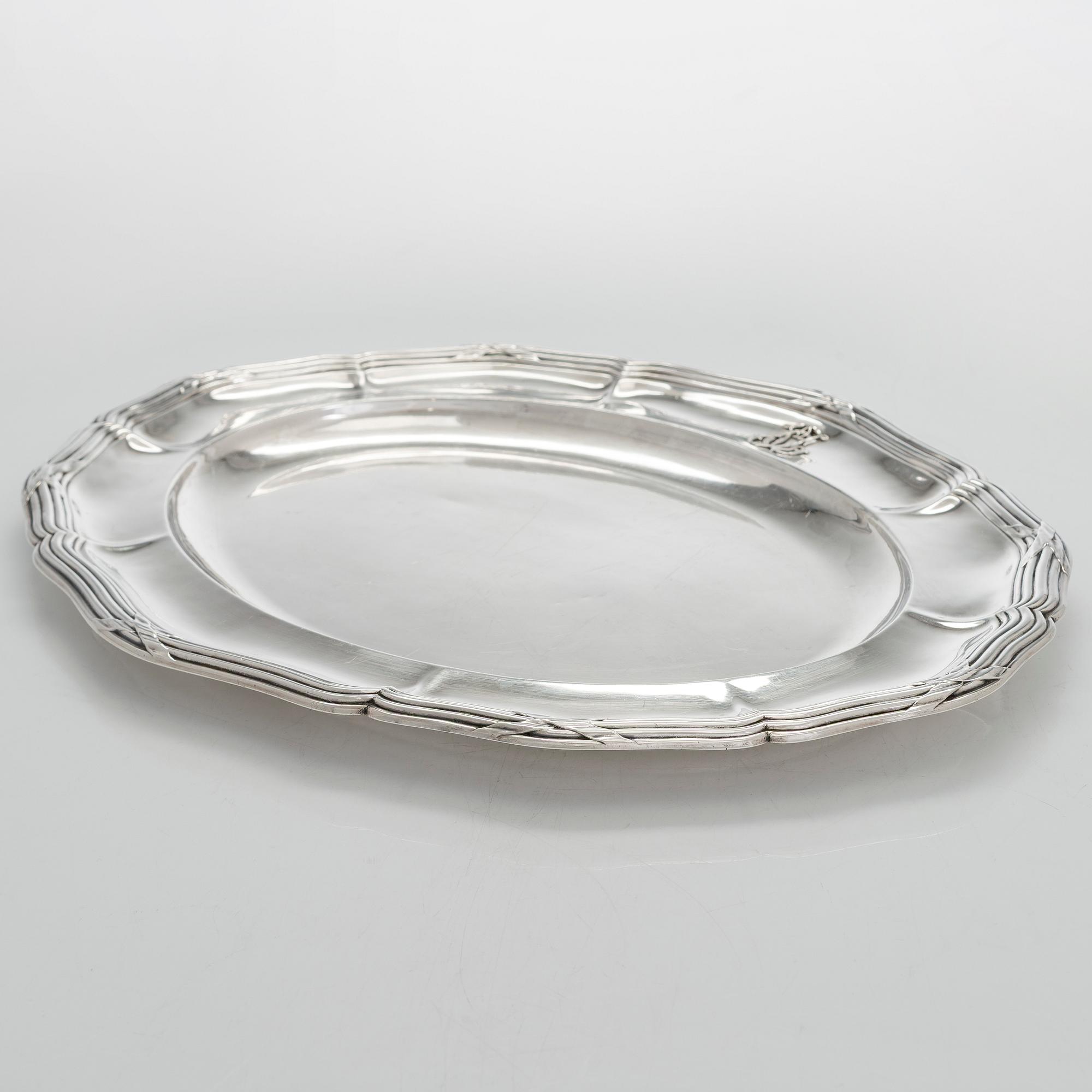 Tarjoiluvati, Odiot, Pariisi, 1800-luvun loppupuoli.