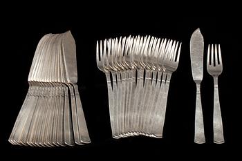 FISKBESTICK, silver, 32 delar, "Rosenholm", GAB, 1970-tal. Total vikt ca 1300 g.