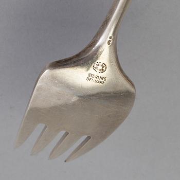 FIRMAN GEORG JENSEN, Köpenhamn efter 1953, Bestickservis, "Cypress" 36 delar, silver.
