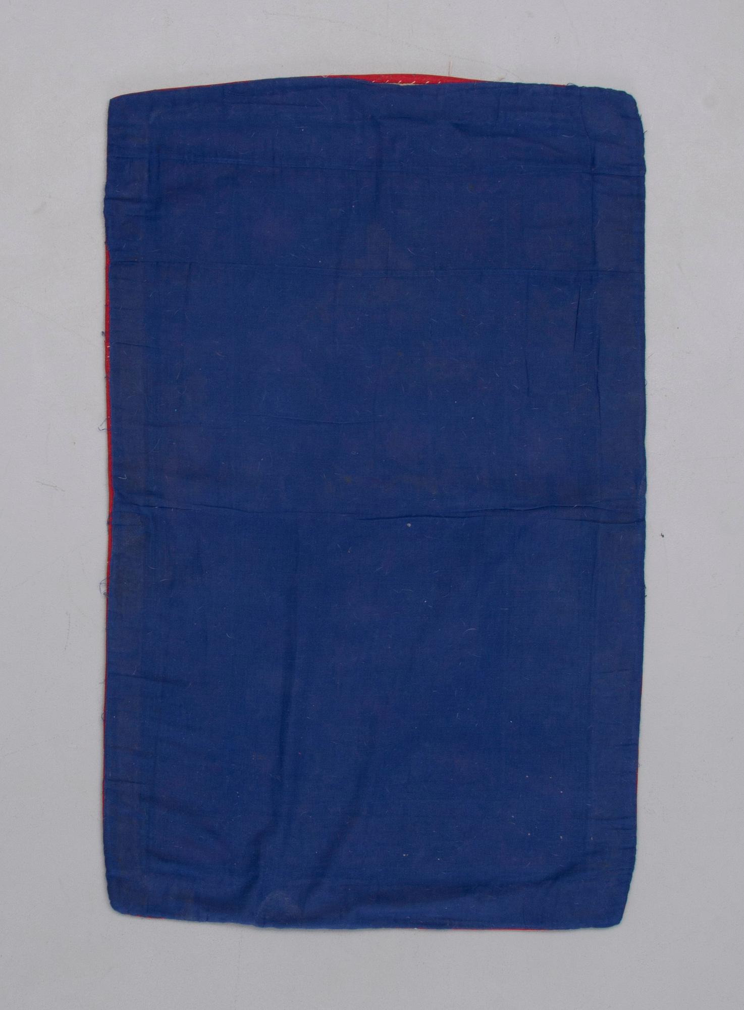 MATTA, Tibet/Kina, antik, 1900-talets första hälft. Ca 106x67 cm.