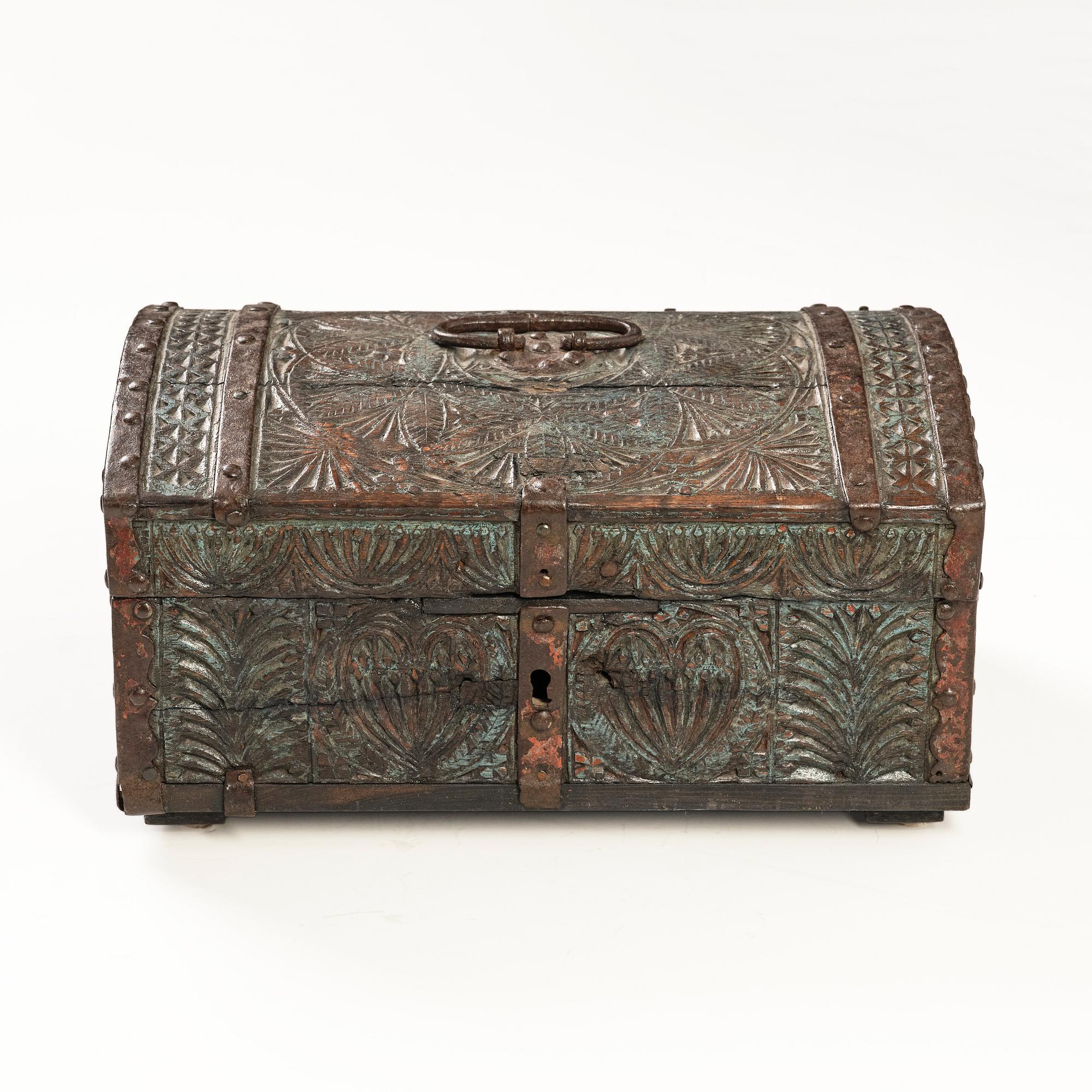 A Swedish carved baroque chest, 17th / early 18th century.