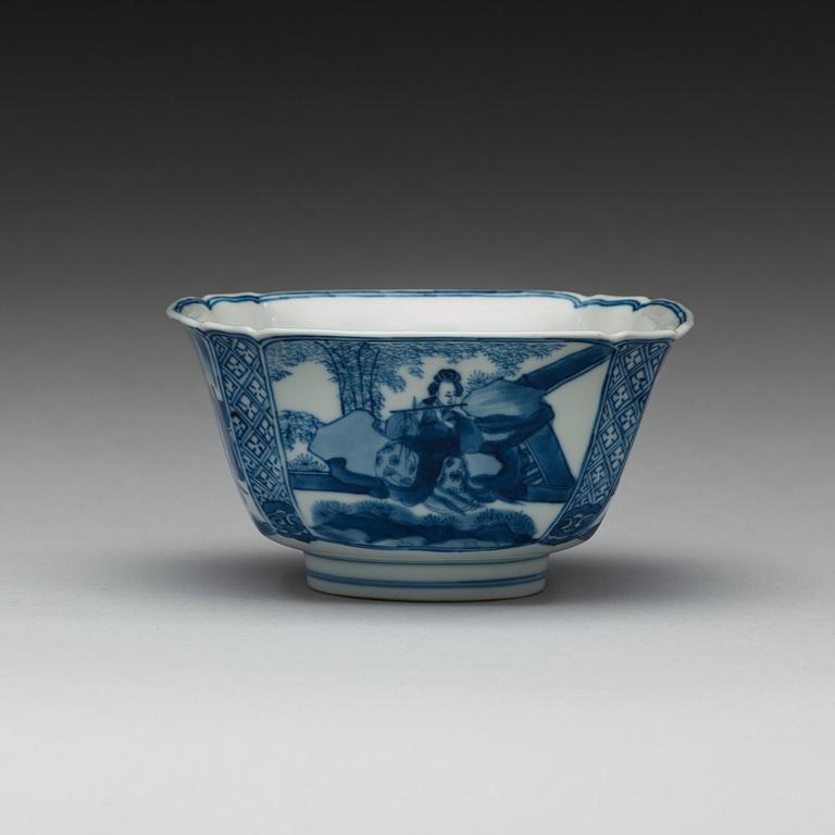 A blue and white bowl, Qing dynasty, with Kangxis six character mark and period (1662-1722).