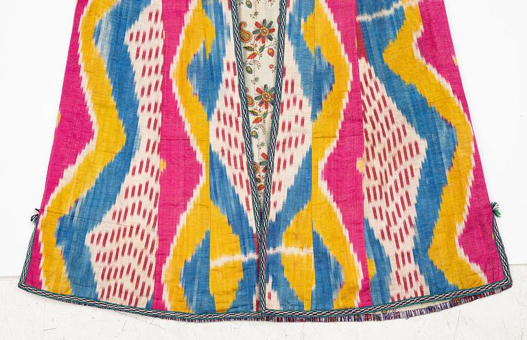 A woman’s Chapan, silk and cotton Ikat, Central Asia, 1880s.