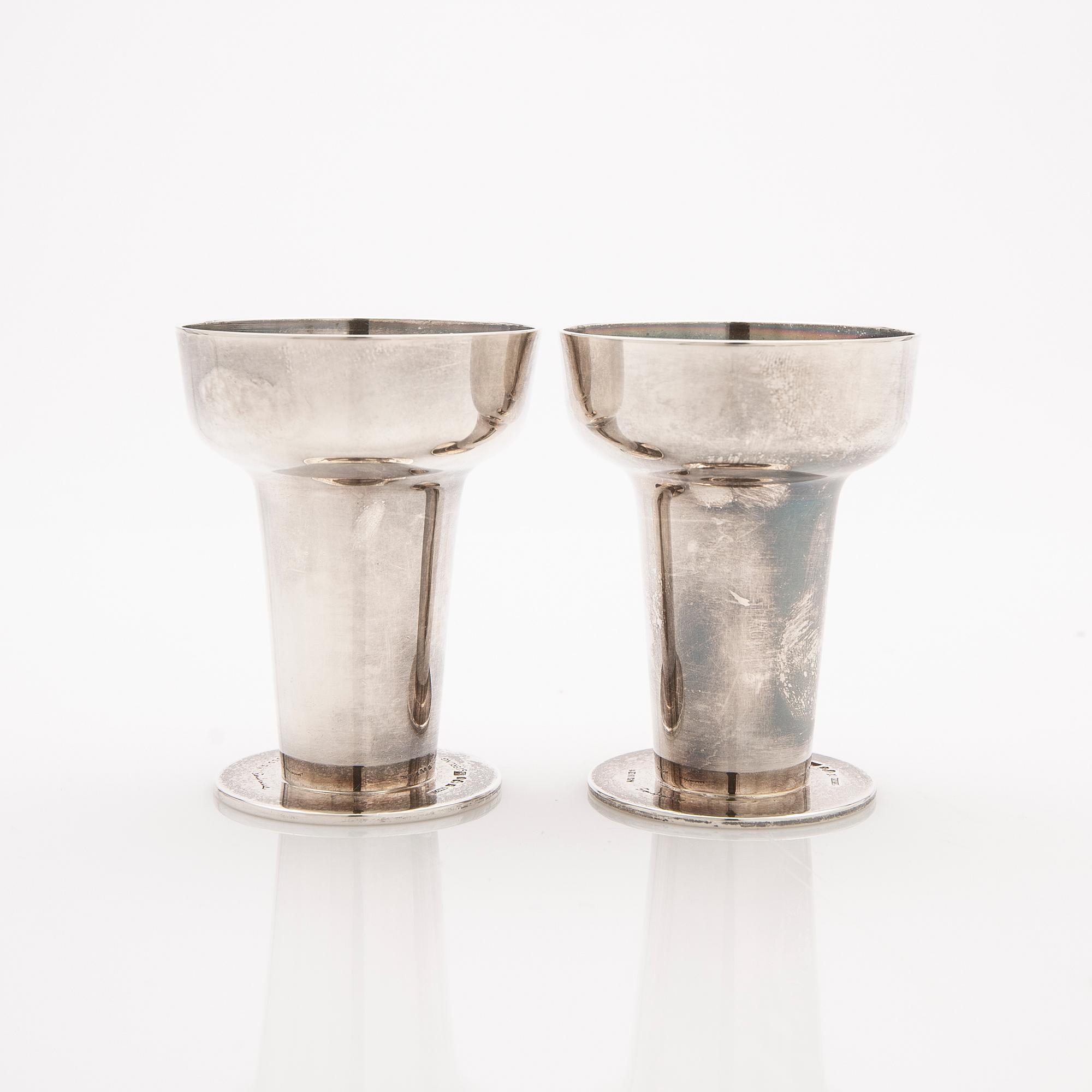 Elon Arenhill, ljusstakar, ett par, sterling silver, Malmö, 1974.