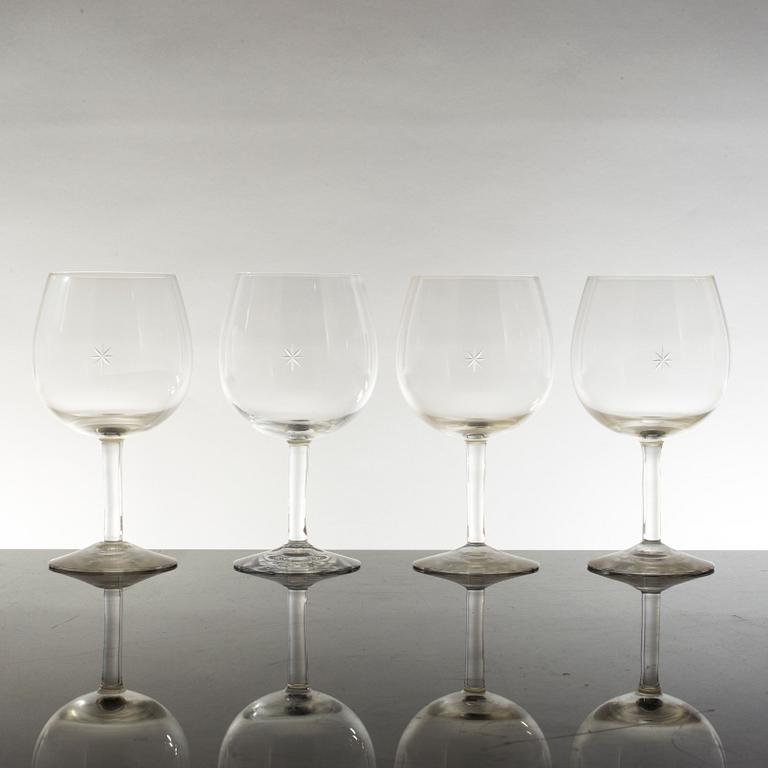 VINGLAS, 15 st, "Bouquet" design Signe Persson Melin, Kosta Boda.