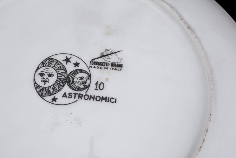 TALLRIKAR, 3 st, porslin, "Astronomici", Fornasetti, 1900-talets andra hälft.