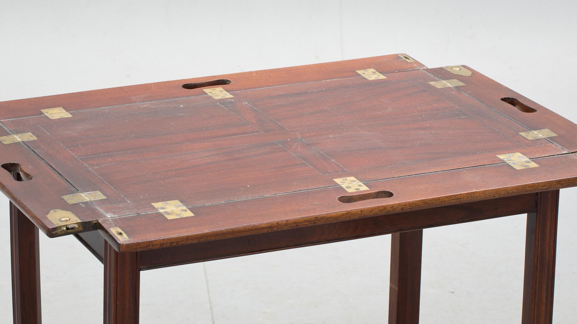 SOFFBORD, BUTLERS TRAY, engelsk stil. 1900-talets andra hälft.