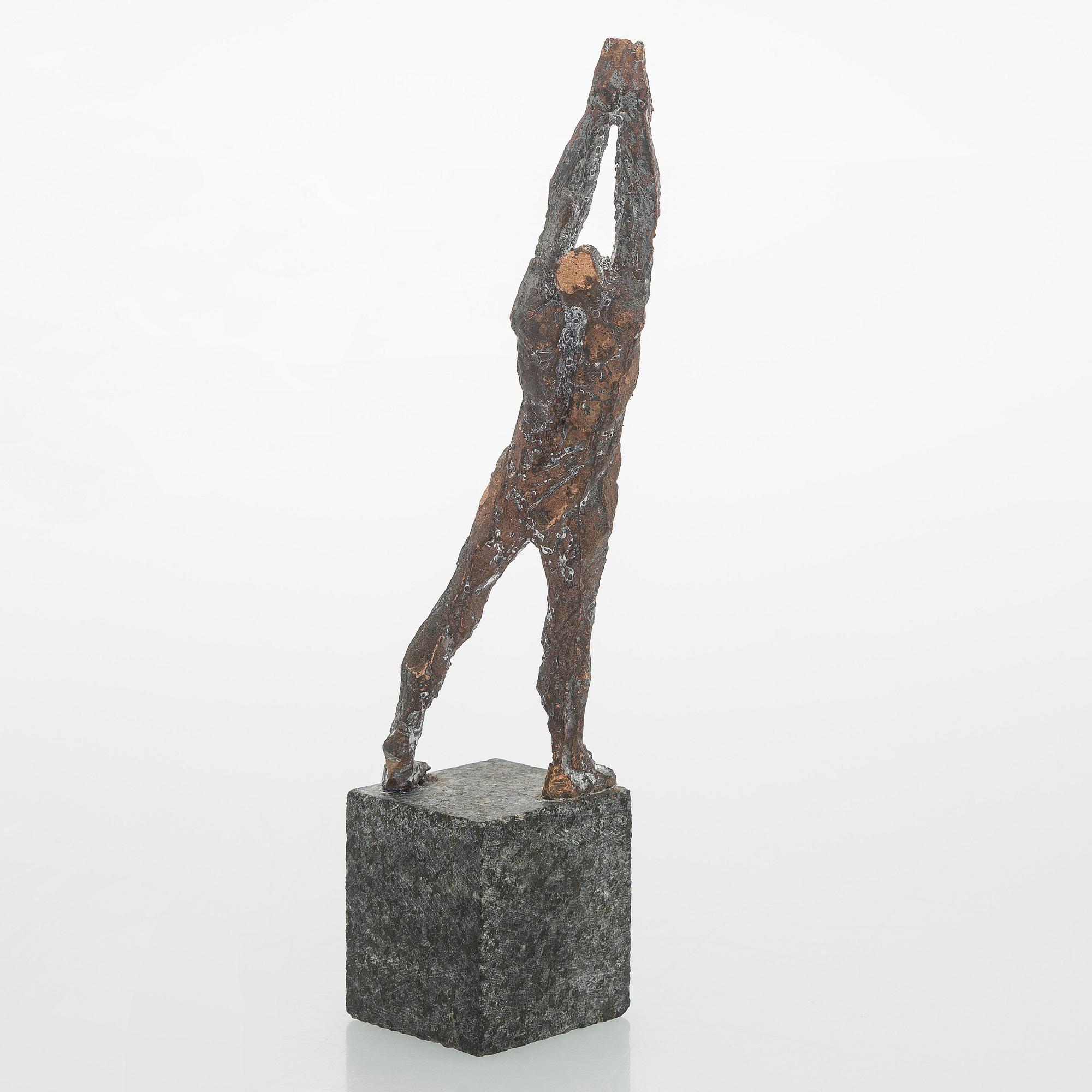 Terho Sakki, A Figure.
