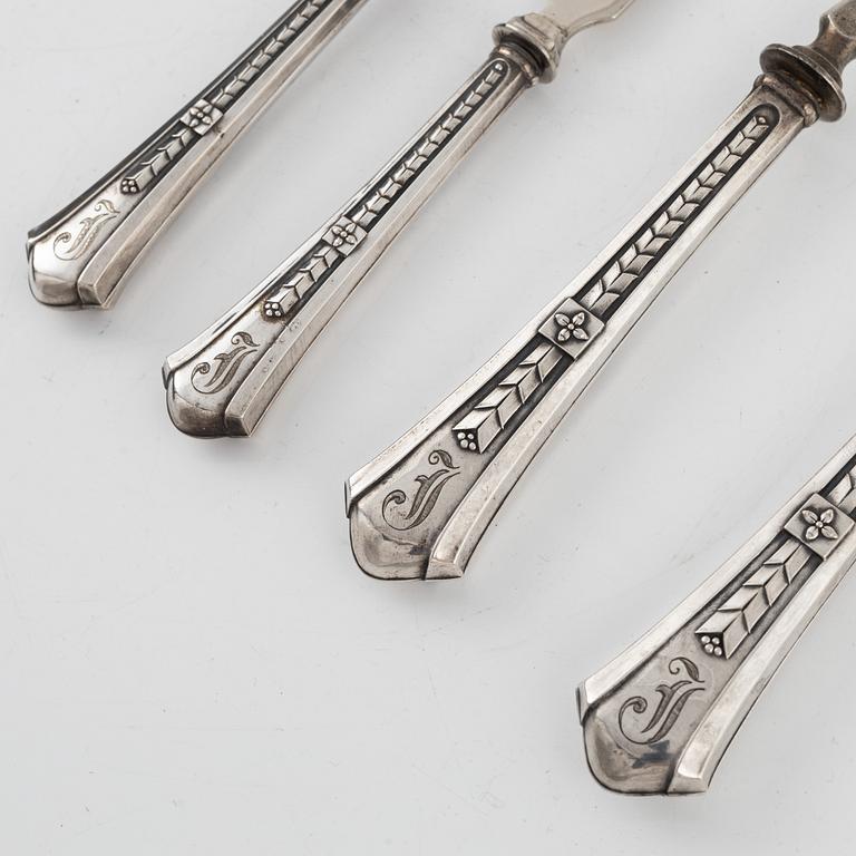 Fiskbestick i schatull, 26 delar, silver, WT Binder, Bremen, Tyskland omkring år 1900.