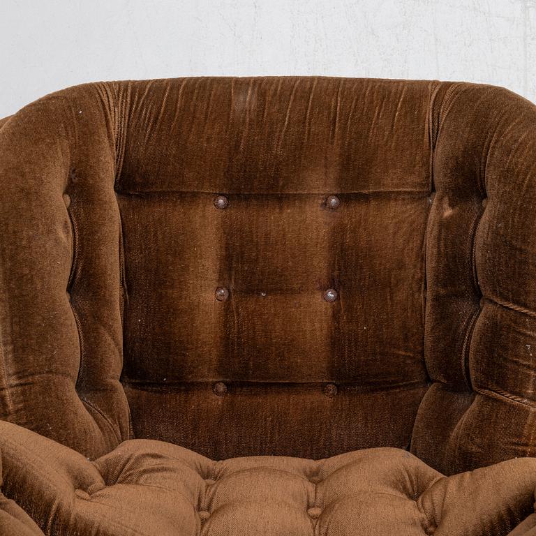 A pair of armchairs, Swedfurn, Slätte möbler, Töreboda, second half of the 20th century.