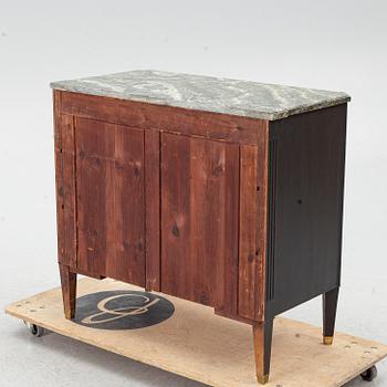 Chest of drawers, Gustavian style, 20th century.