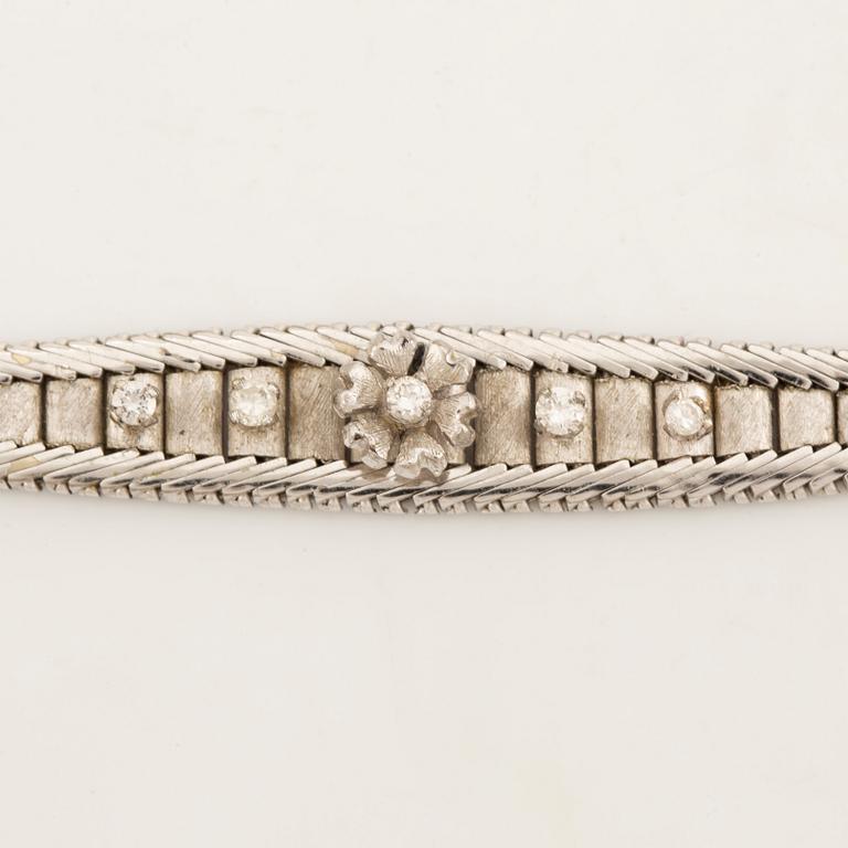 Brilliant cut diamond bracelet.