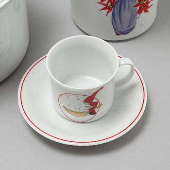A porcelian set of table ware of 35 pcs, "Tomteul", Rörstrand, 20th century.