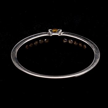 RING, vitguld 14K, briljantslipade diamanter, 0,10 + 0,10 ct. Vikt 1,95 g.