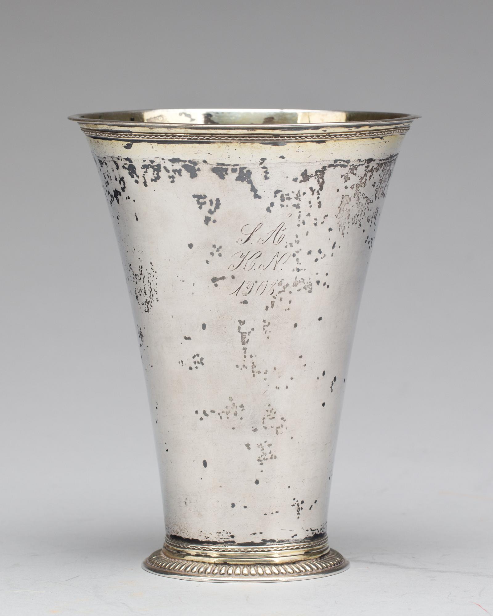 BÄGARE, silver. Mästarstämpel ASB?, Kristianstad 1772. Vikt ca 265g.