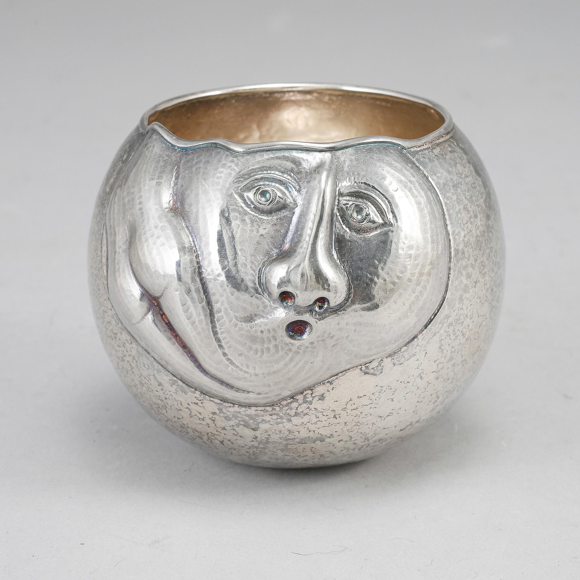 A Sterling silver tumbler by Olle Ohlsson, Stockholm.