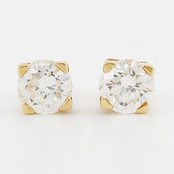 A PAIR OF EARRINGS, 18K gold, brilliant cut diamonds. Weight c. 2.8 g.