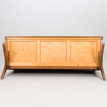 OLAVI HÄNNINEN, A 3-piece 1960s 'Bumerang' sofa suite for HMN Huonekalu Mikko Nupponen, Lahti, Finland.