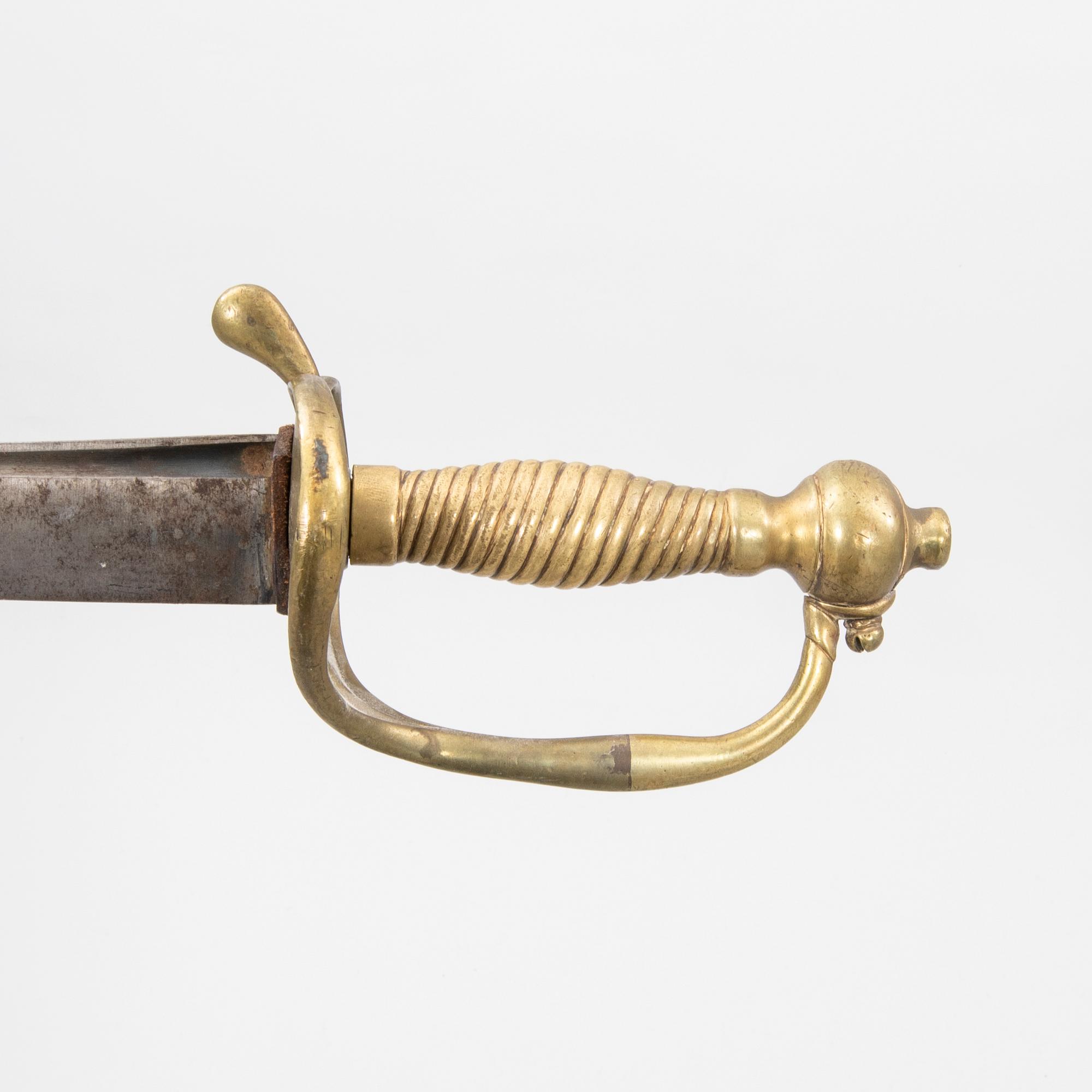 Sabel för manskap inom artilleriet, m/1831 Sverige samt Huggare, Sverige m/1856; förändringsmodell av huggare 1748.