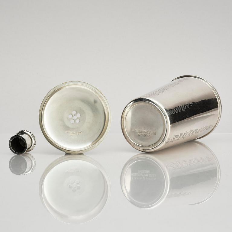 Atelier Borgila, a sterling silver coctailshaker, design Erik Fleming, Stockholm, Sweden 1949.
