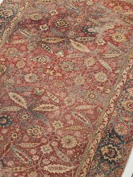 MATTO, A MUGHAL RUG, an antique Indian, the second half of the 17th century, ca 191-198,5 x 126,5-127,5 cm.