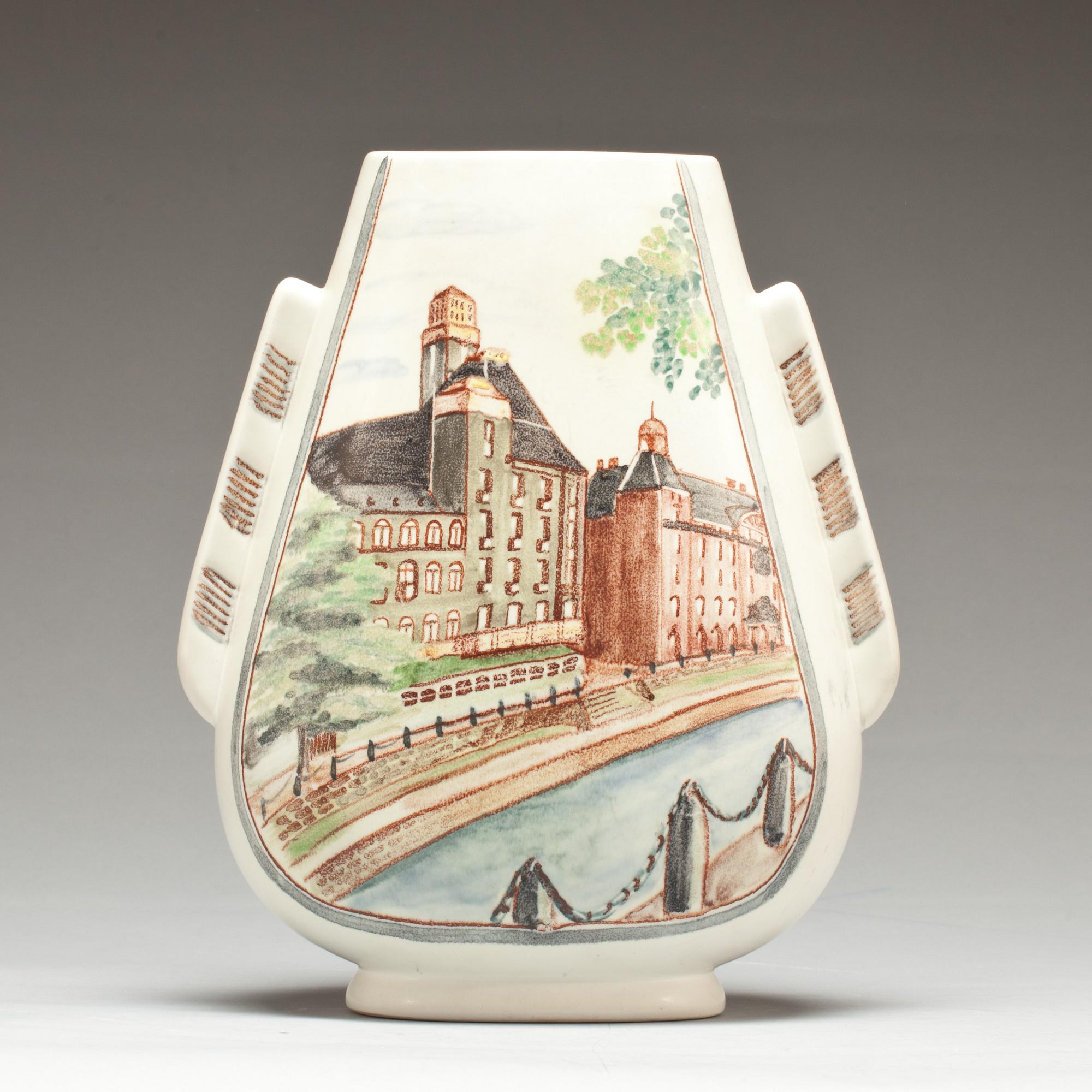 VAS, stengods. Rörstrand. Märkt Oskar Dahl.