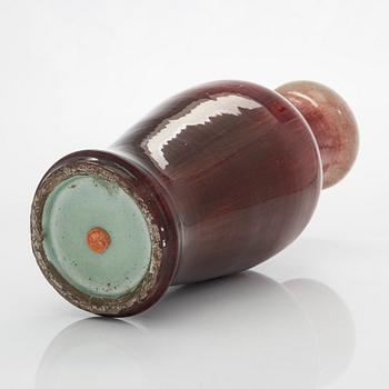 Vas, keramik. Kina, 1900-tal.