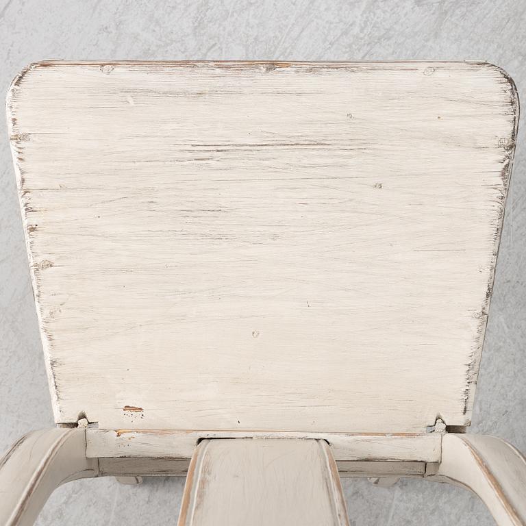 A pair of late Baroque chairs, 18th century.