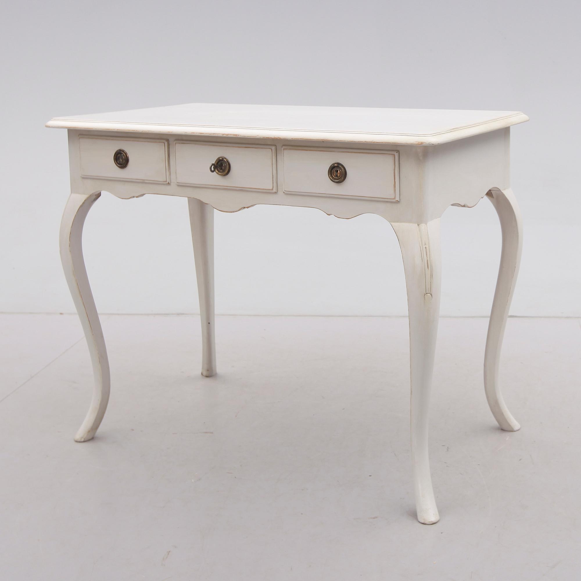 SKRIVBORD, rokokostil, 1900-talets första hälft.