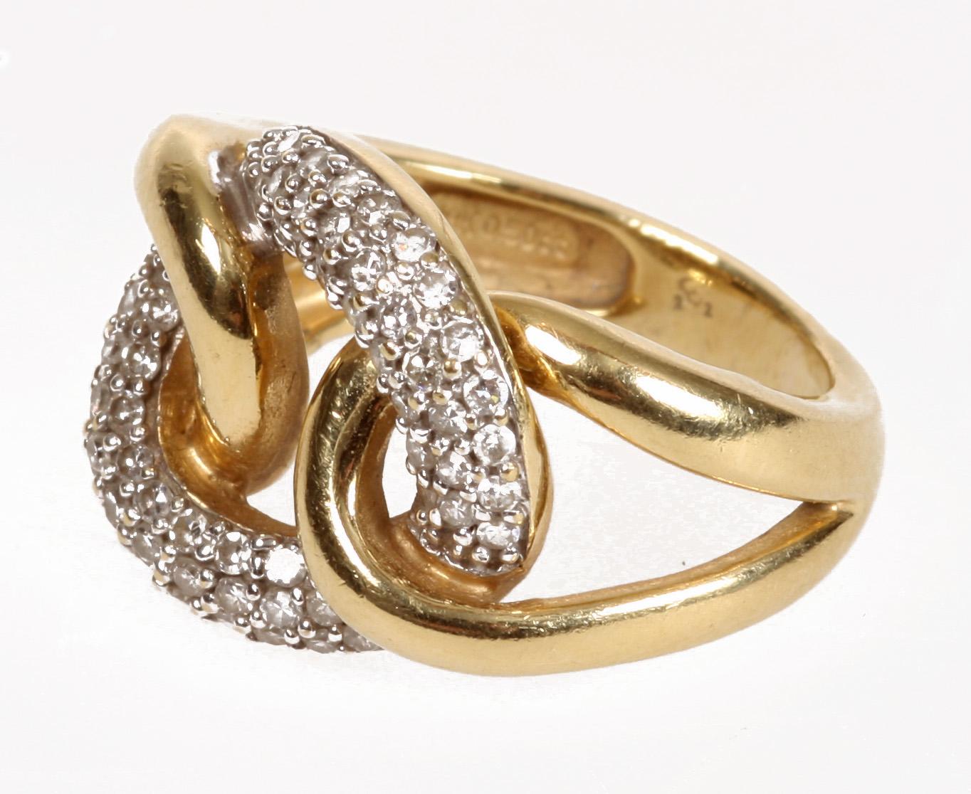 RING, 18K rödguld med småbriljanter.