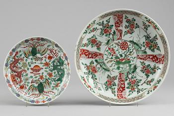SKÅLFAT, 2 st, porslin, 1800/1900-tal samt 1900-talets början.