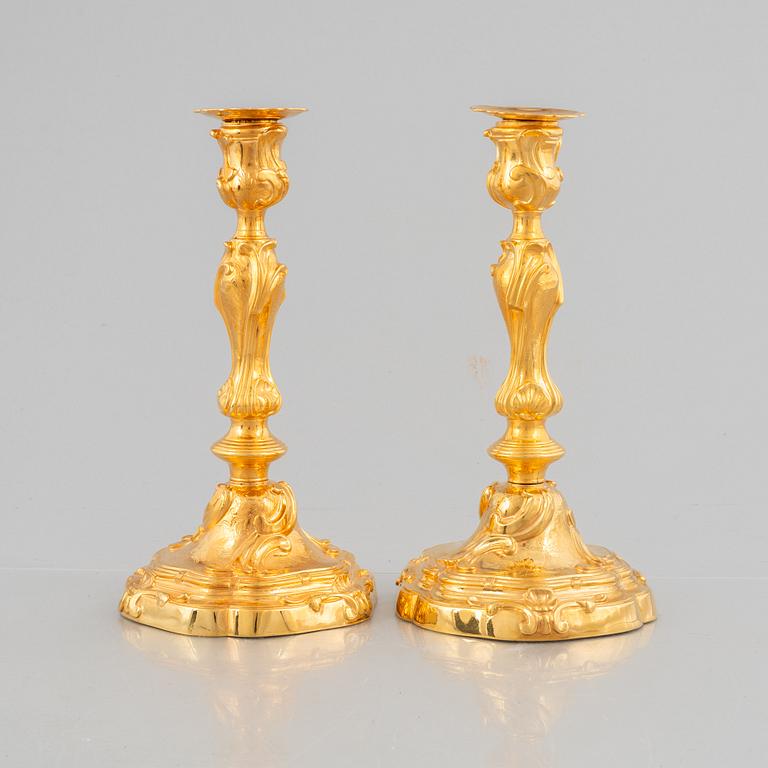 Ljusstakar, ett par, sent 1800-tal, Louis XV-stil.