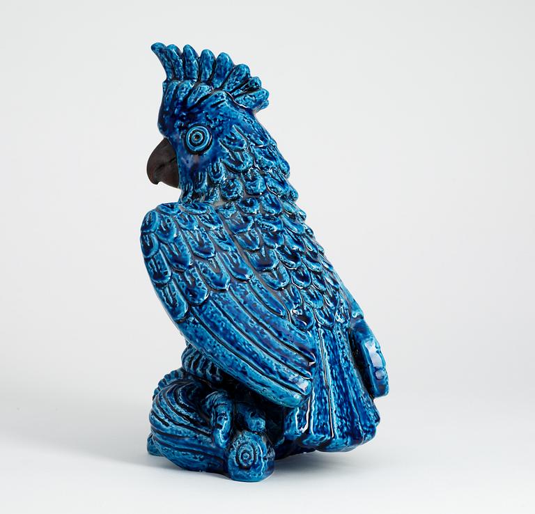 A Gunnar Nylund stoneware figure of a cockatoo, Rörstrand.