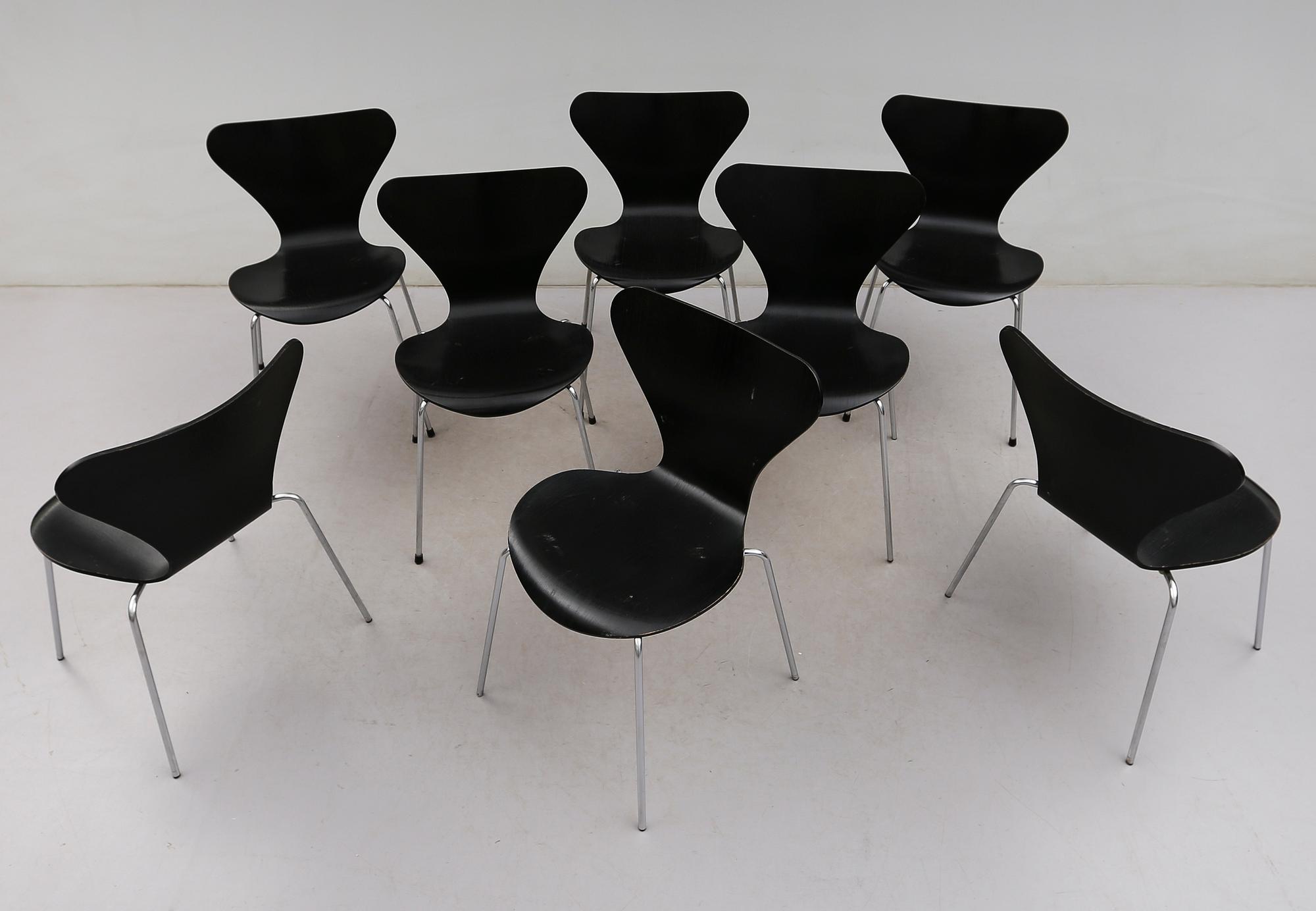 STOLAR, 8 st, "Sjuan", Arne Jacobsen, Fritz Hansen, 1980-tal.