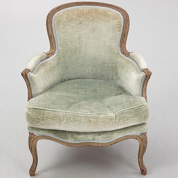 A Louis XV-style Bergère, 20th century.