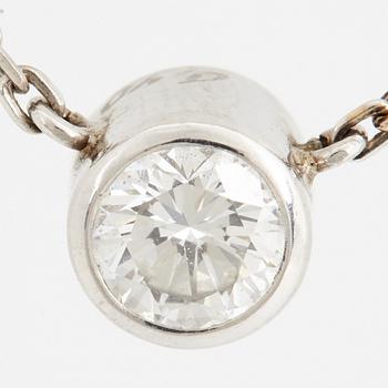 Brilliant-cut diamond necklace.