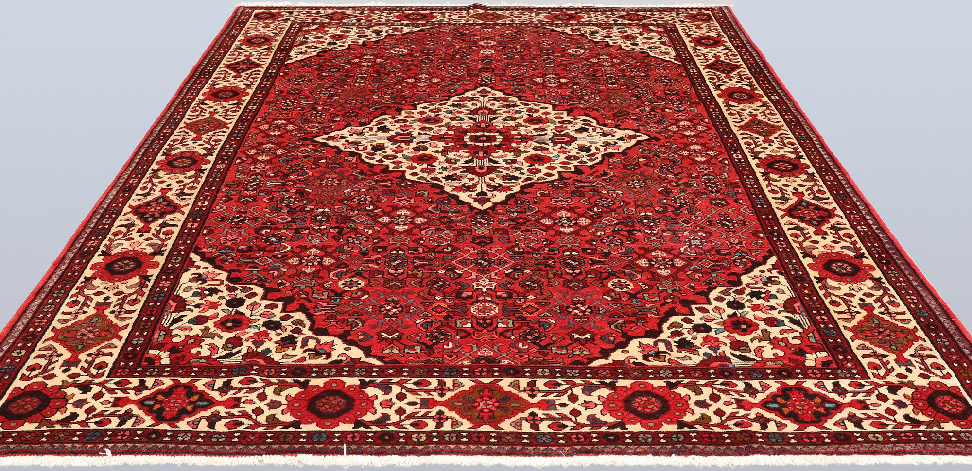 A Bakhtiari carpet, approx. 313 x 224 cm.