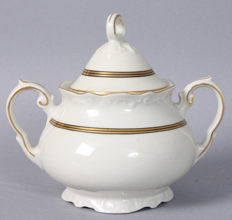 KAFFESERIVS, 35 delar, porslin, "Victoria".