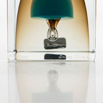 Oiva Toikka, vuosikuutio, signeerattu Oiva Toikka, Nuutajärvi 1983, numeroitu 97/2000.