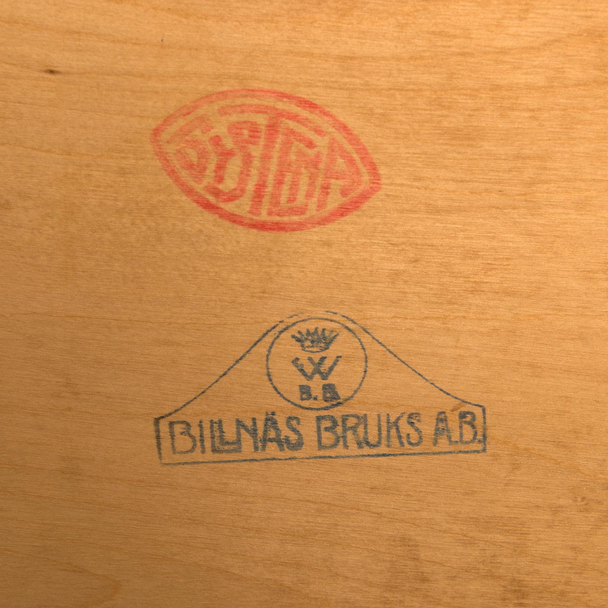 An early 20th century Billnäs book shelf / book cabinet.
