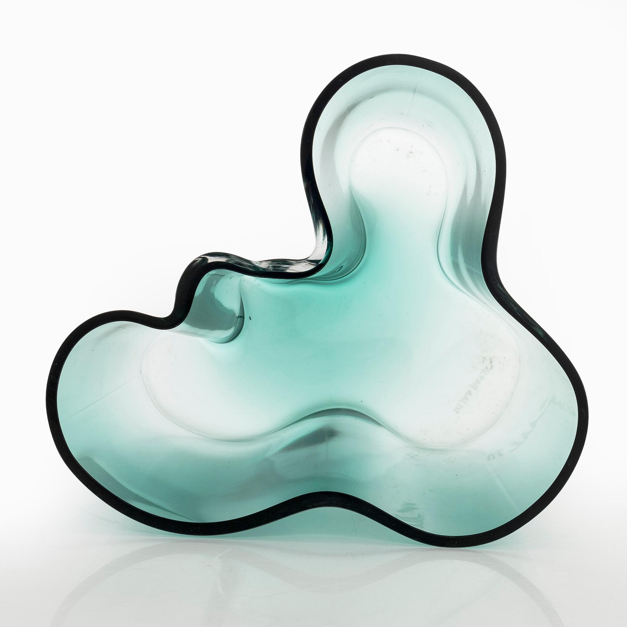 Alvar Aalto, vas "3030", signerad Alvar Aalto.