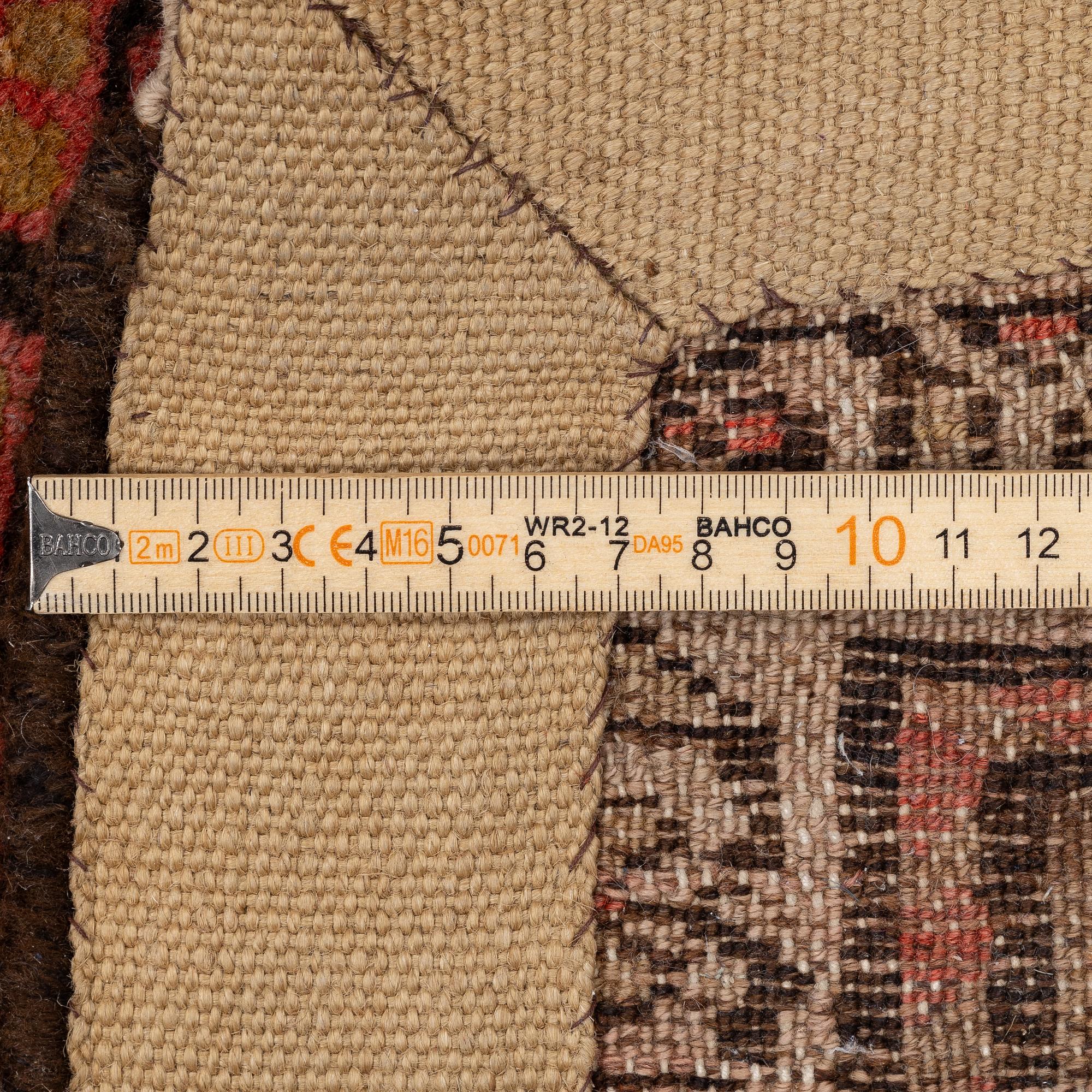 Carpet, approx. 235 x 100 cm.